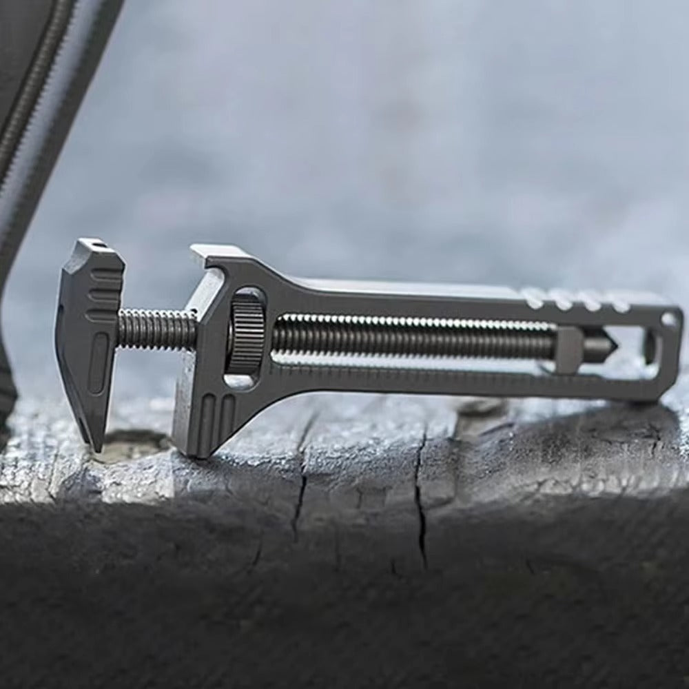 1Pc Mini Wrench Pocket Portable Multitool Tools for Outdoor Camping Compact Aluminium Alloy Bottle Opener Outdoor Small Tools